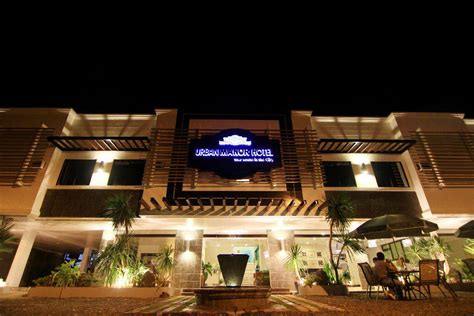 URBAN MANOR HOTEL .